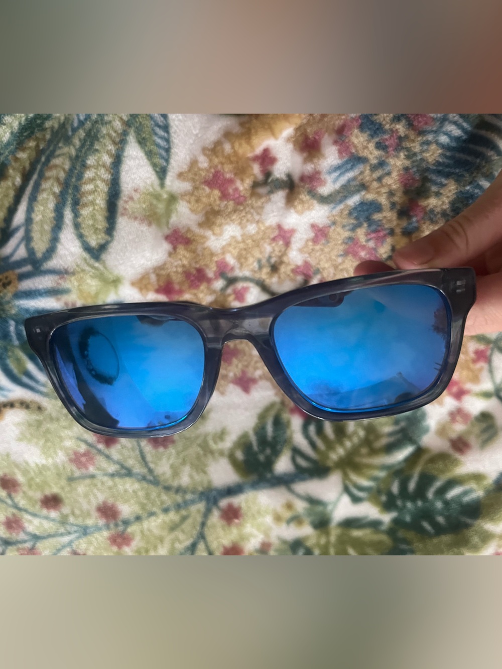 Costa Tybee Sunglasses ๐ ๐ - Picture 10 of 11